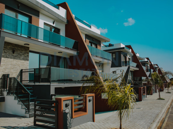 3+1 Triplex Villas With Sea View For Sale in Long Beach, İskele